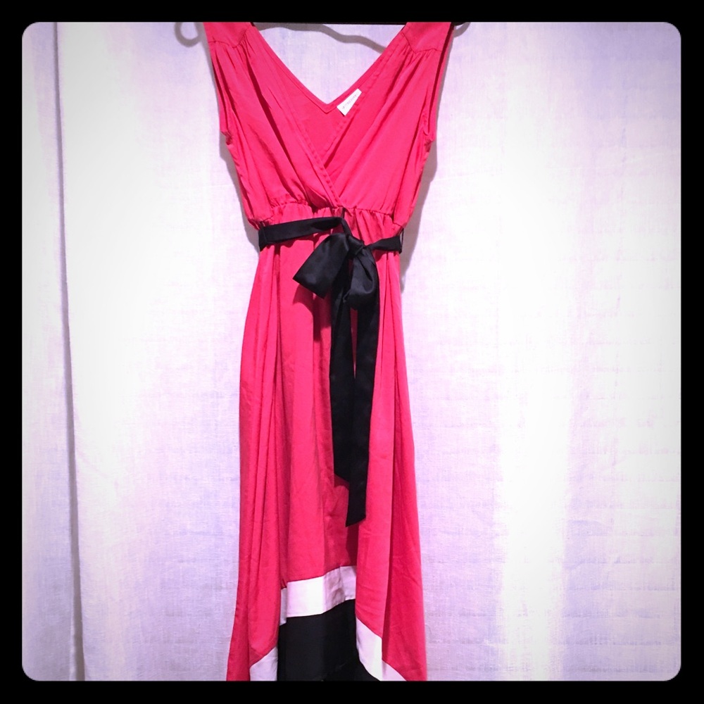 Motherhood maternity silky v-neck dress
